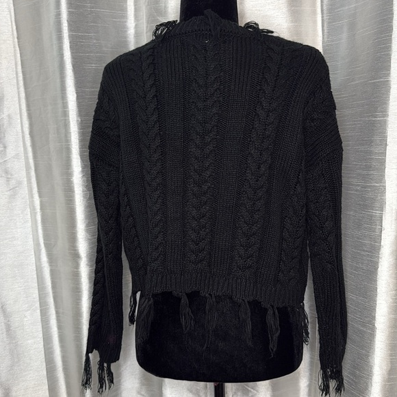 Altar’d State Black Cable Knit Fringe Boho Acrylic Relaxed Fit Sweater Womens S - Picture 4 of 9